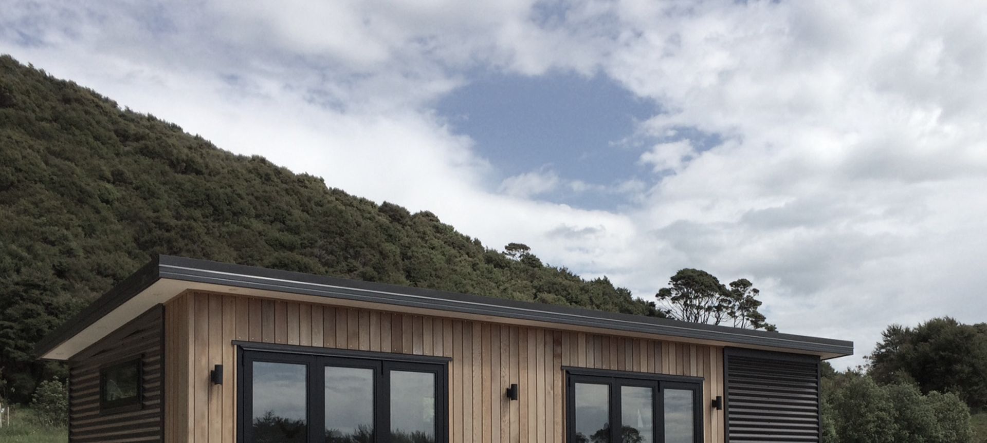 Kawhia’s Most Enviable Transportable Home banner
