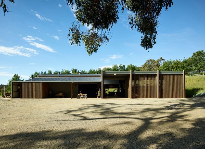 Uber Shed 2