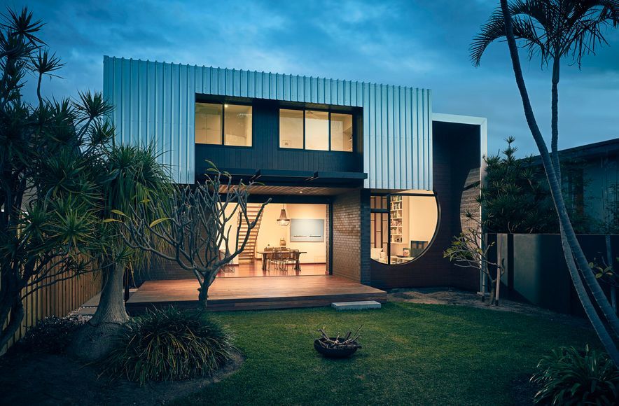Circlesquare House