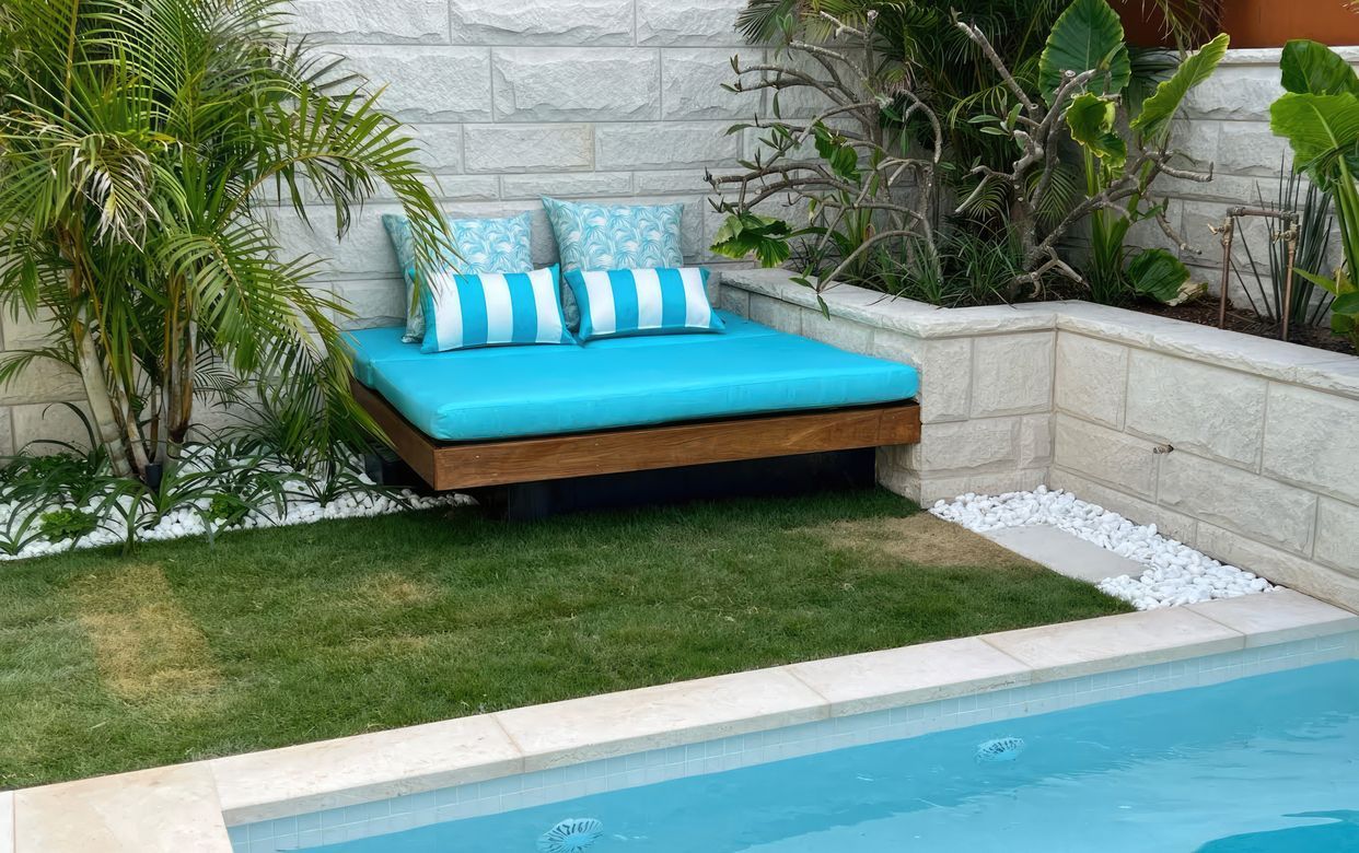 Poolside Daybed Project