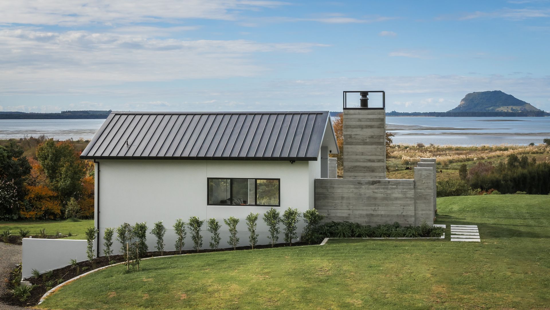Oikimoke Pool House Design banner