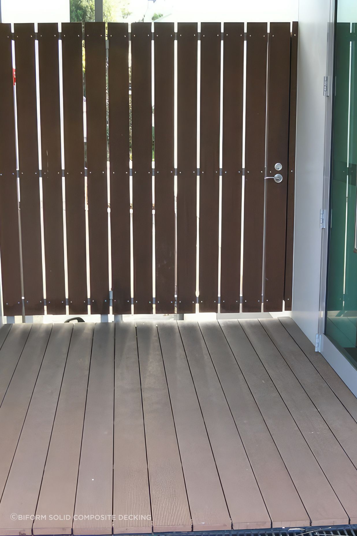 upFencing-Decking-1024x766-fix-standard-scale-400x.jpg