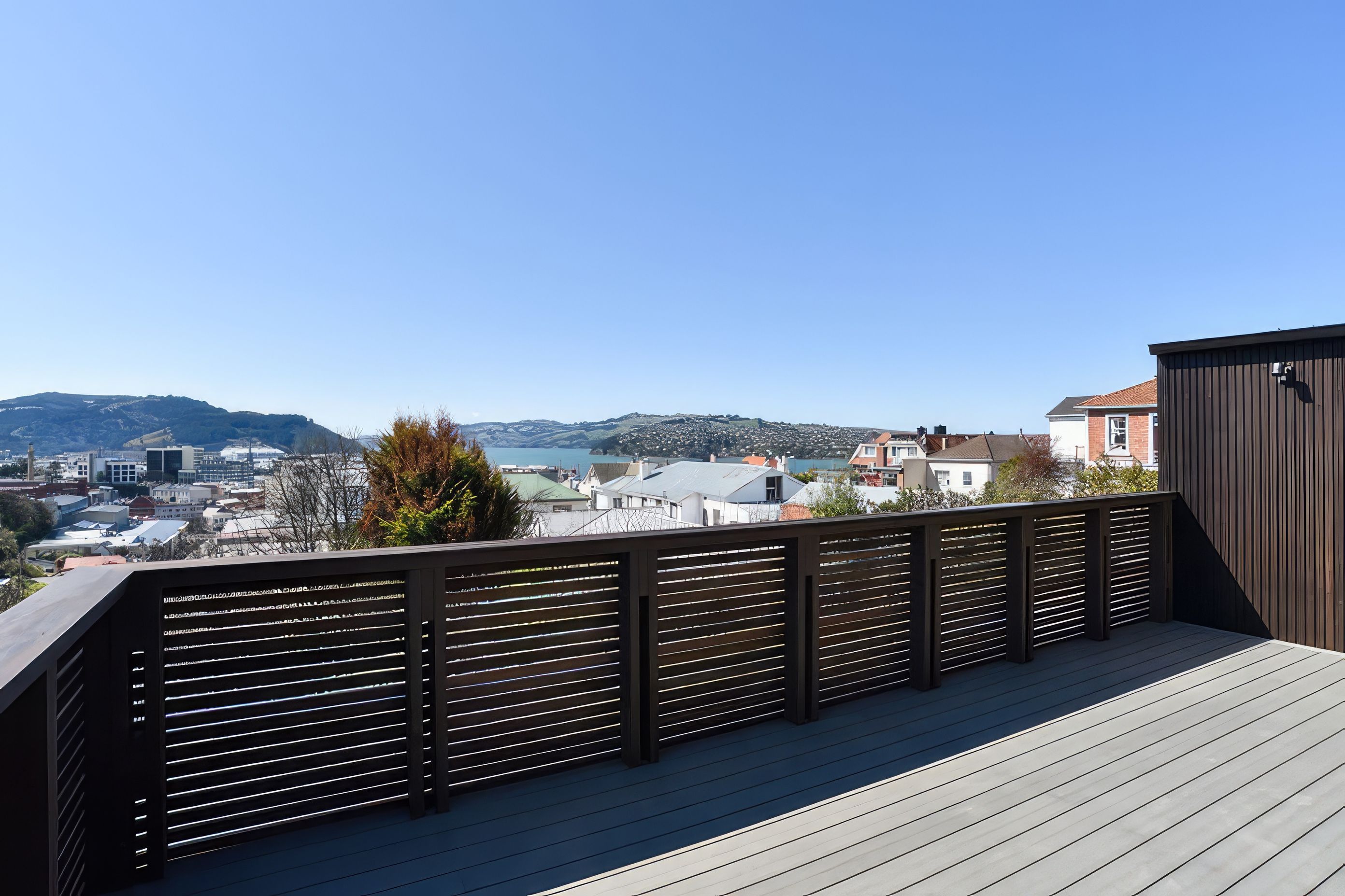 upHeritage-Veiw-Dunedin-2-fix-standard-scale-400x.jpg