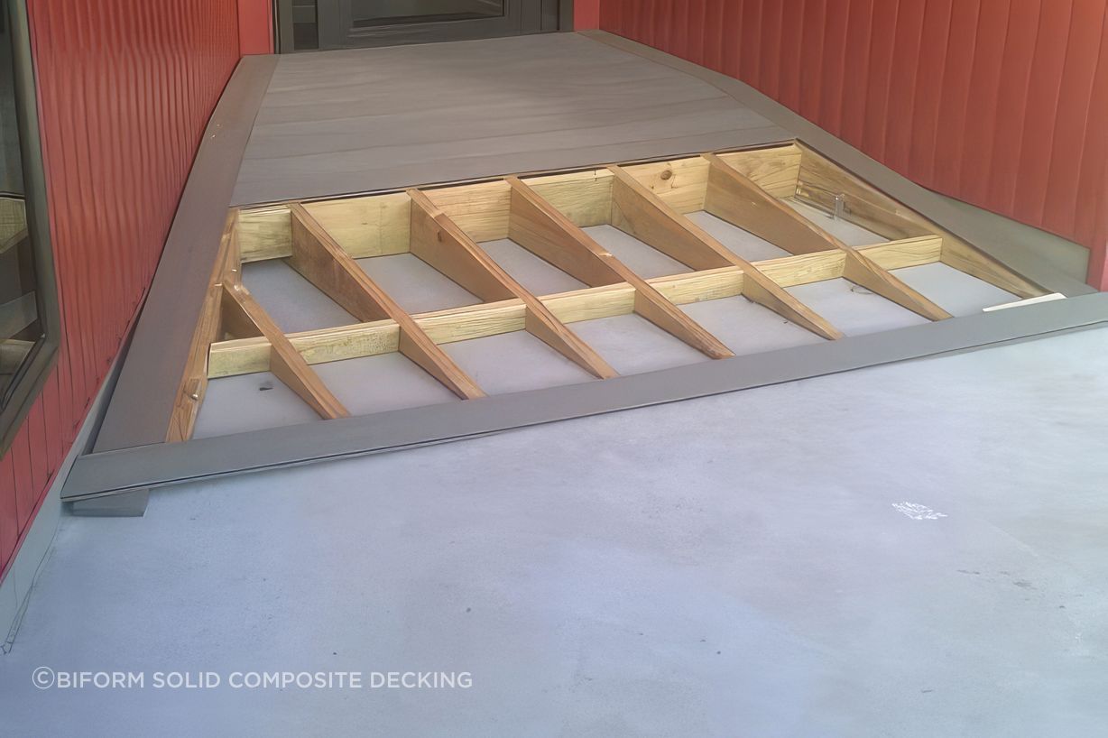 upSloping-entry-deck-installing-575x1024-fix-standard-scale-400x-v2.jpg