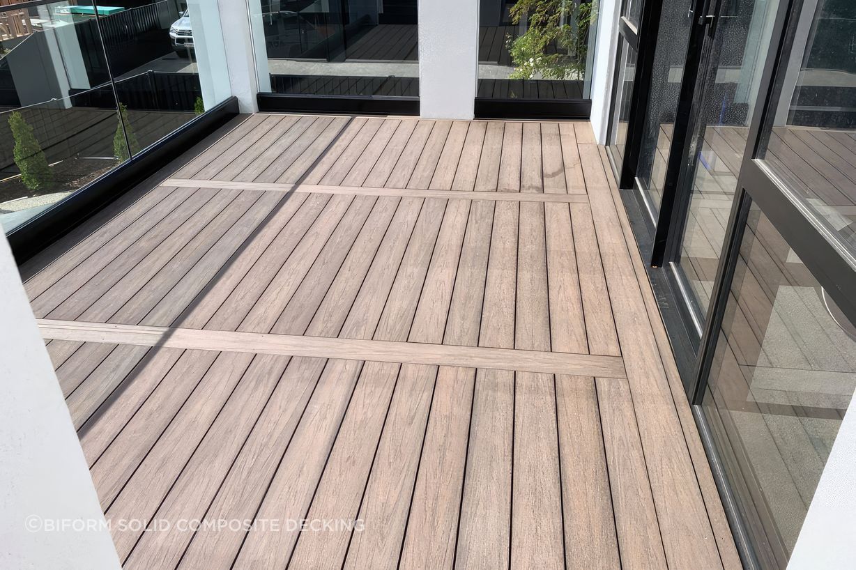 upbiform-deck-floor-wood-1024x768-fix-standard-scale-400x-v2.jpg