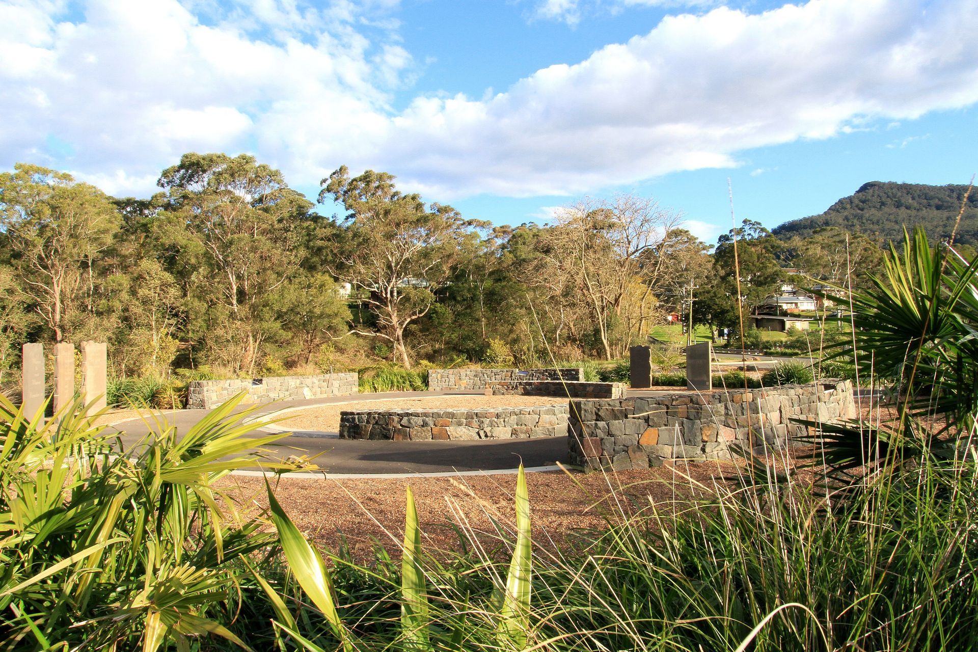 Mt Kembla Memorial Pathway