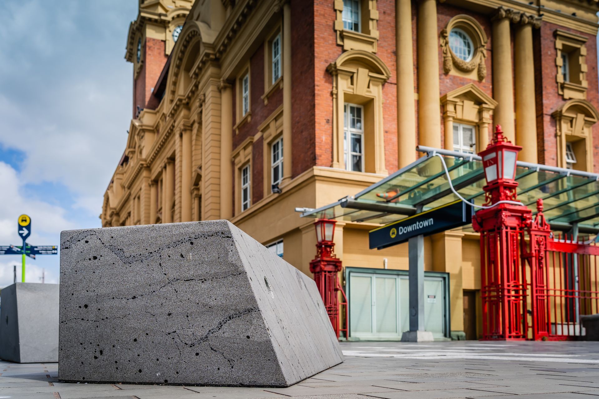 Auckland Central Seats &amp; Fountains