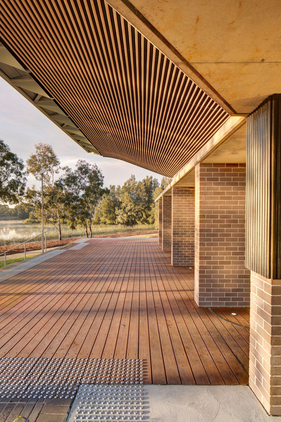 Woodcroft Neighbourhood Centre