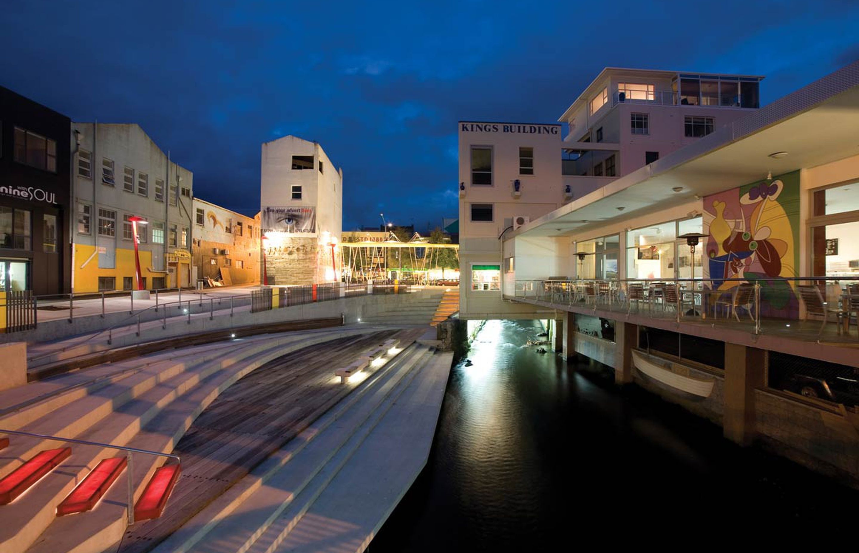 Huatoki Plaza, Auckland