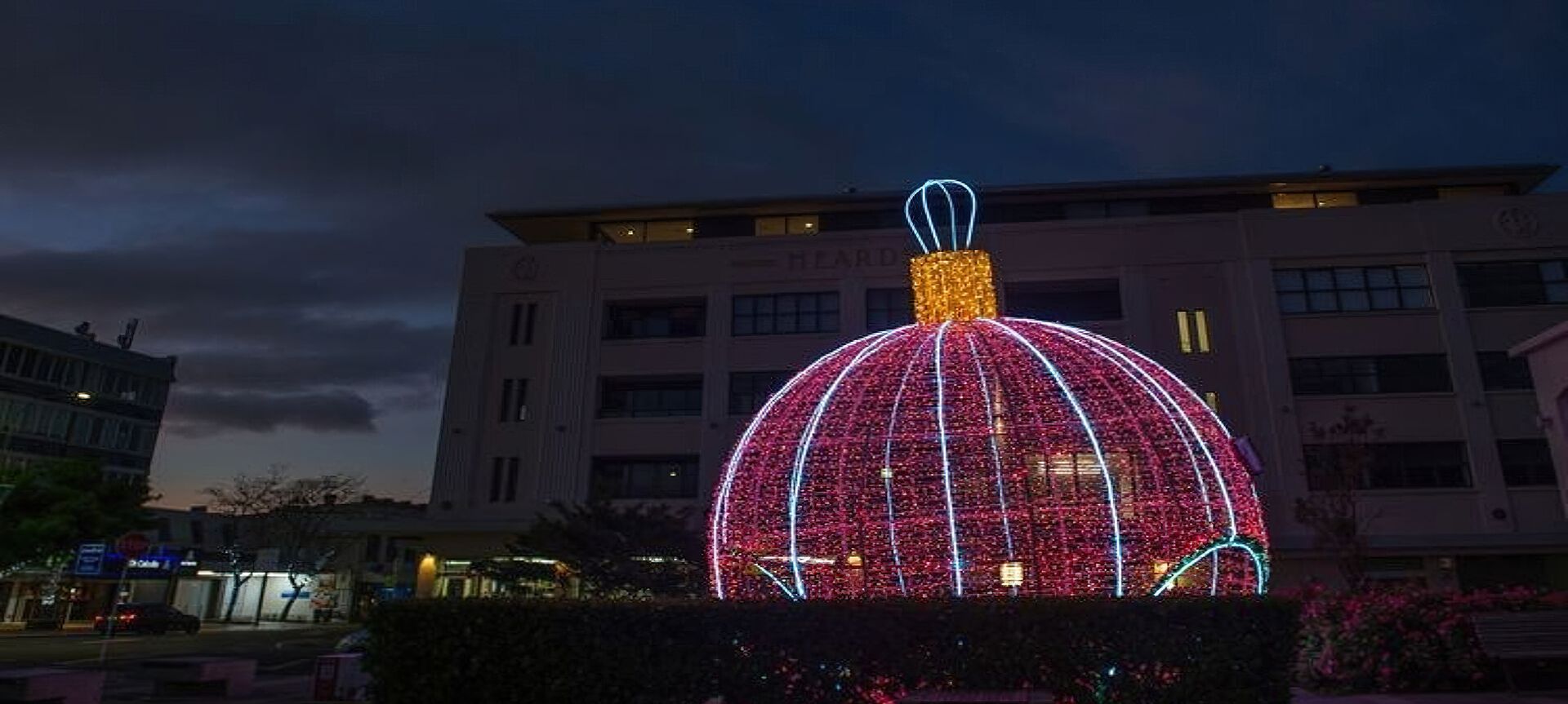 Christmas Bauble banner