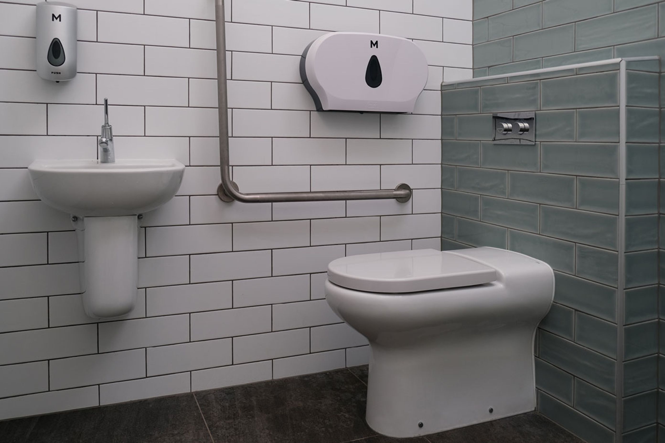 Milford Reserve Changing Room and Toilet Block | Auckland