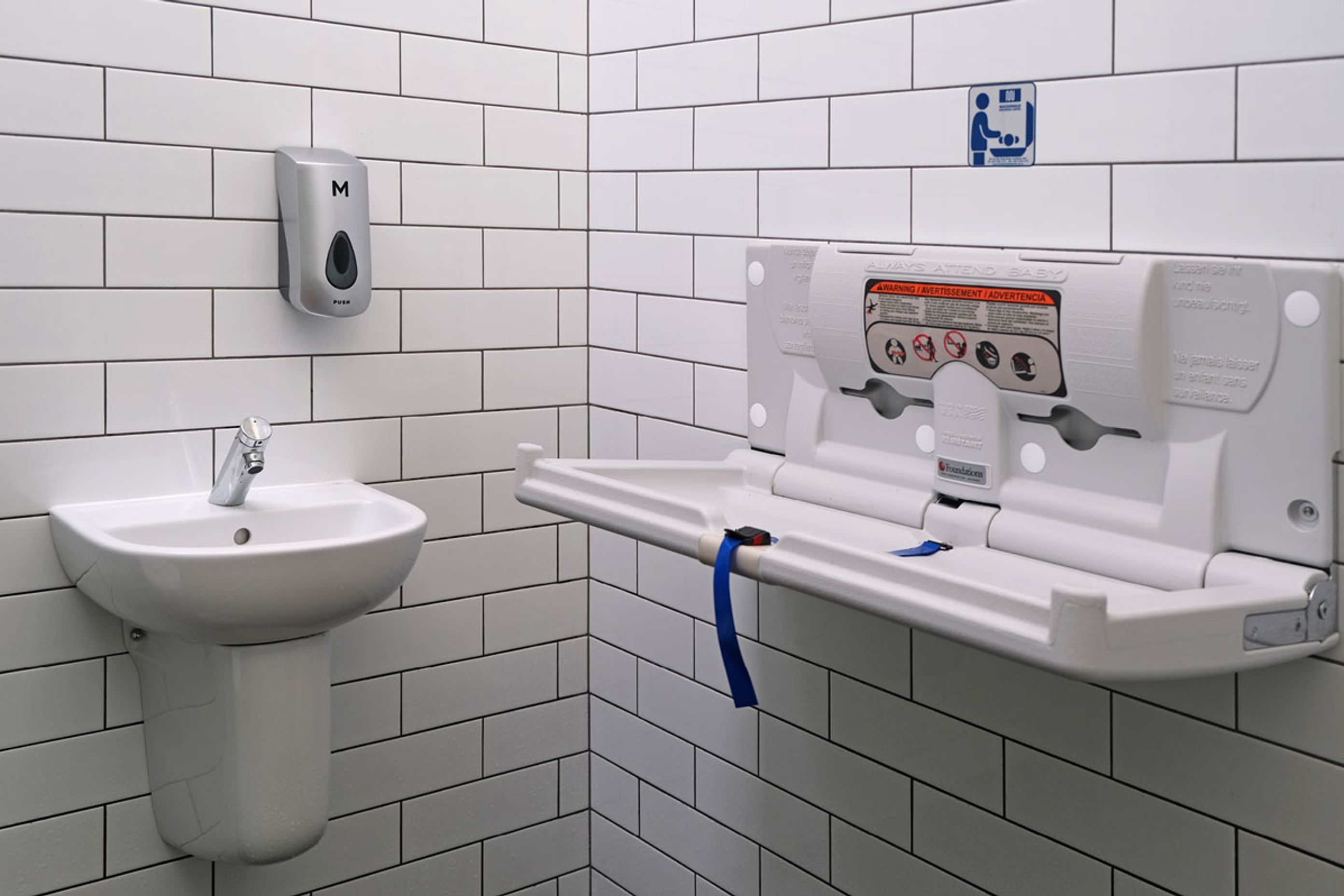 Milford Reserve Changing Room and Toilet Block | Auckland