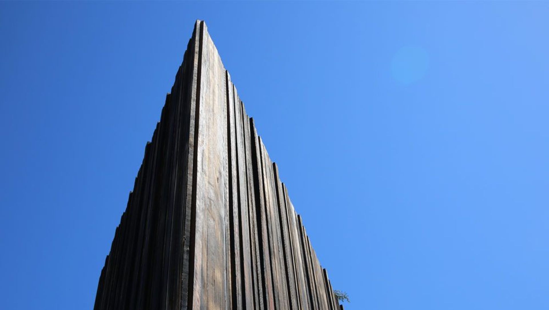 Monolitus Domum / Sculpture by the Sea banner