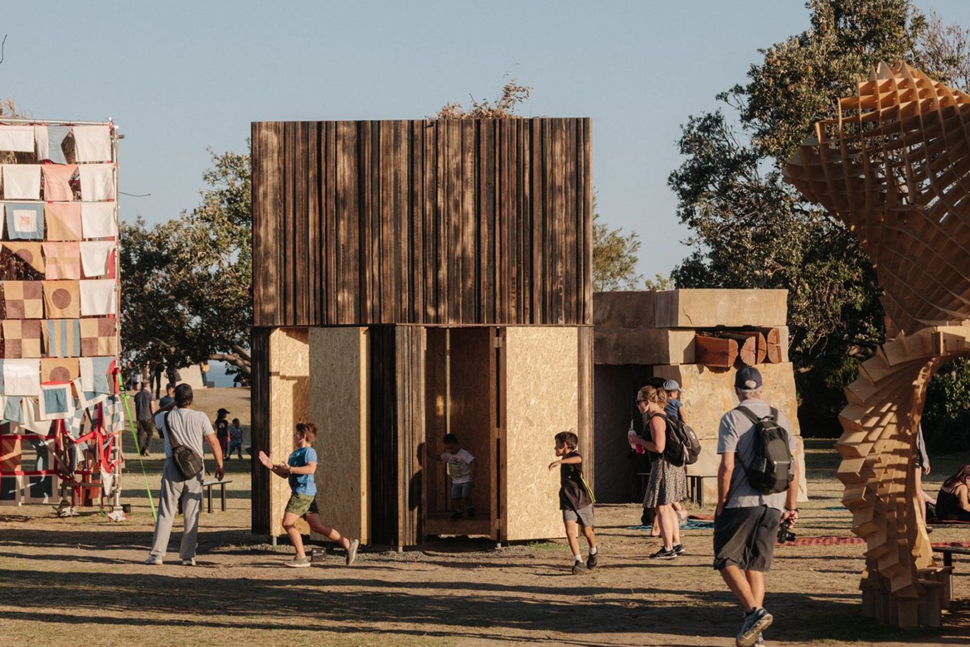 Monolitus Domum / Sculpture by the Sea