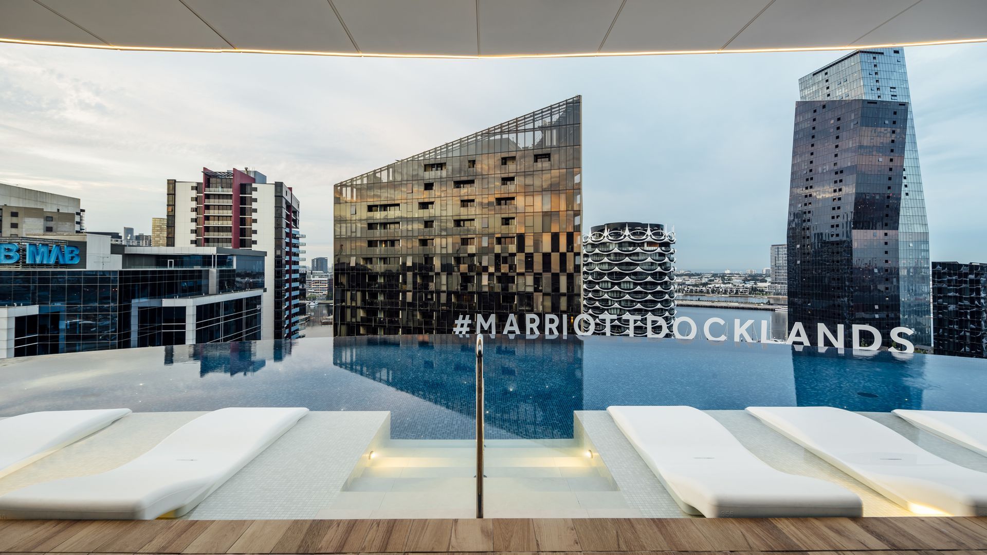 Marriot Docklands banner