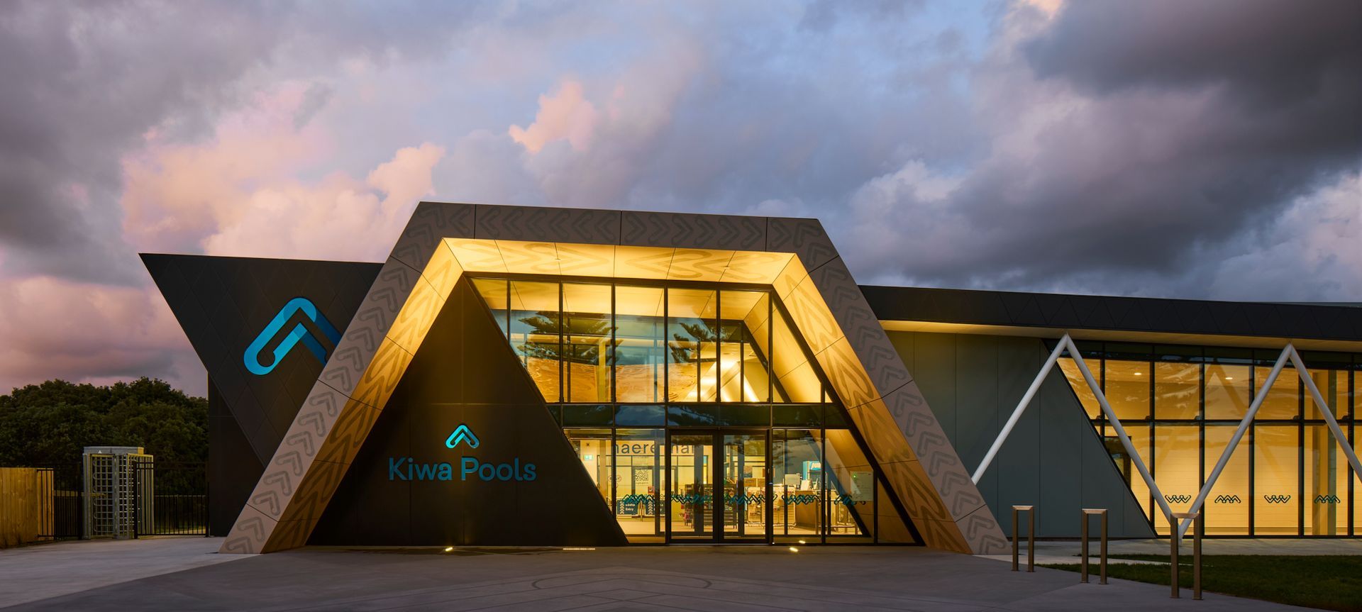 Kōpua o Kiwa (Kiwa Pools) banner