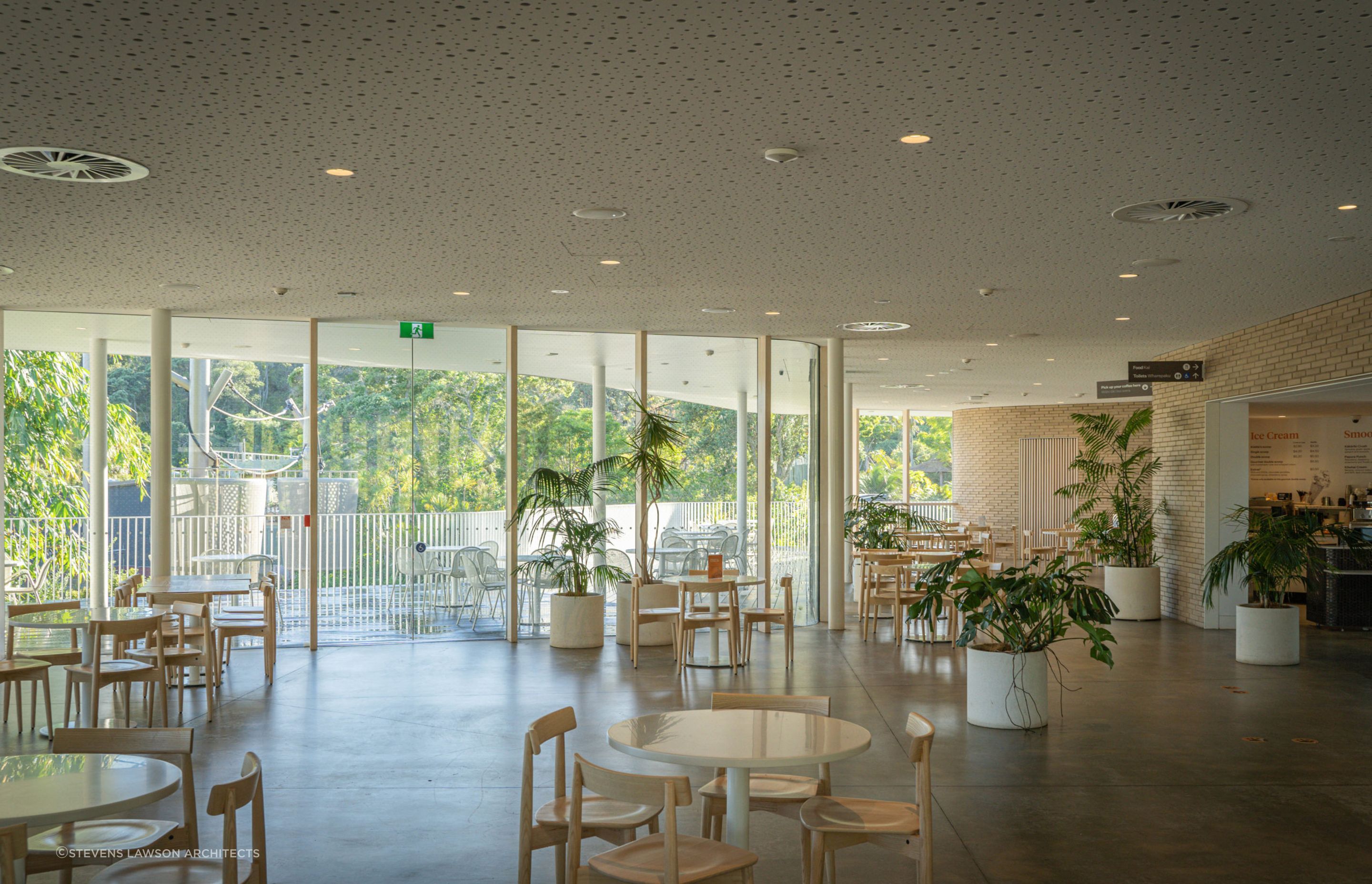 Auckland-Zoo-Te-Puna-CafeCafe-Interior-Looking-Towards-Lakeside-DeckMatthew-Connolly8-scaled-v2.jpg