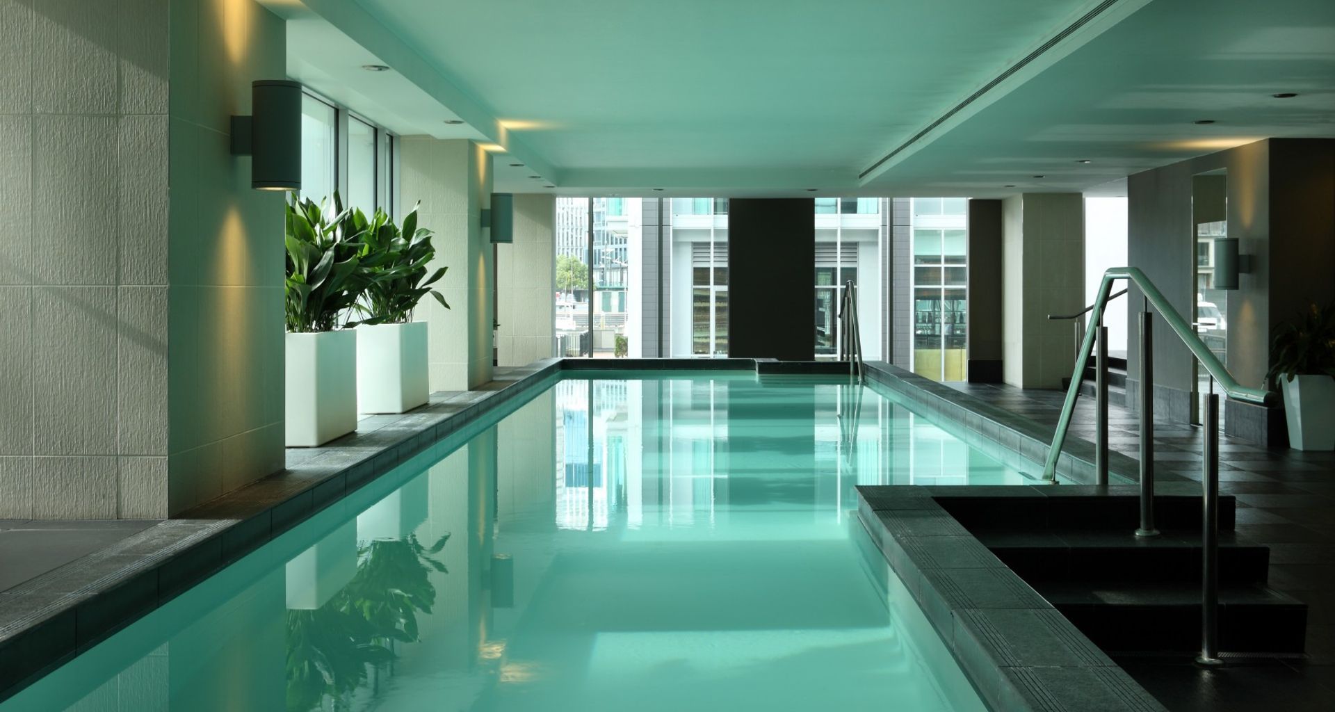 Commercial Pools banner