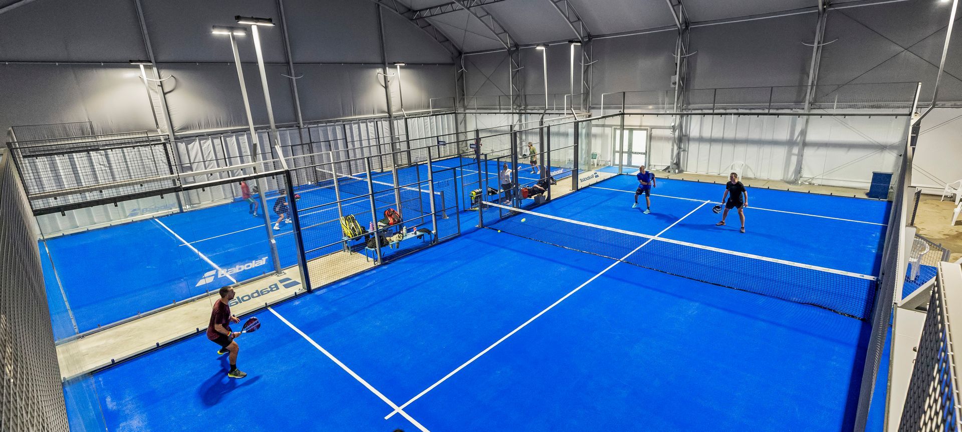 Padel Court Installation banner