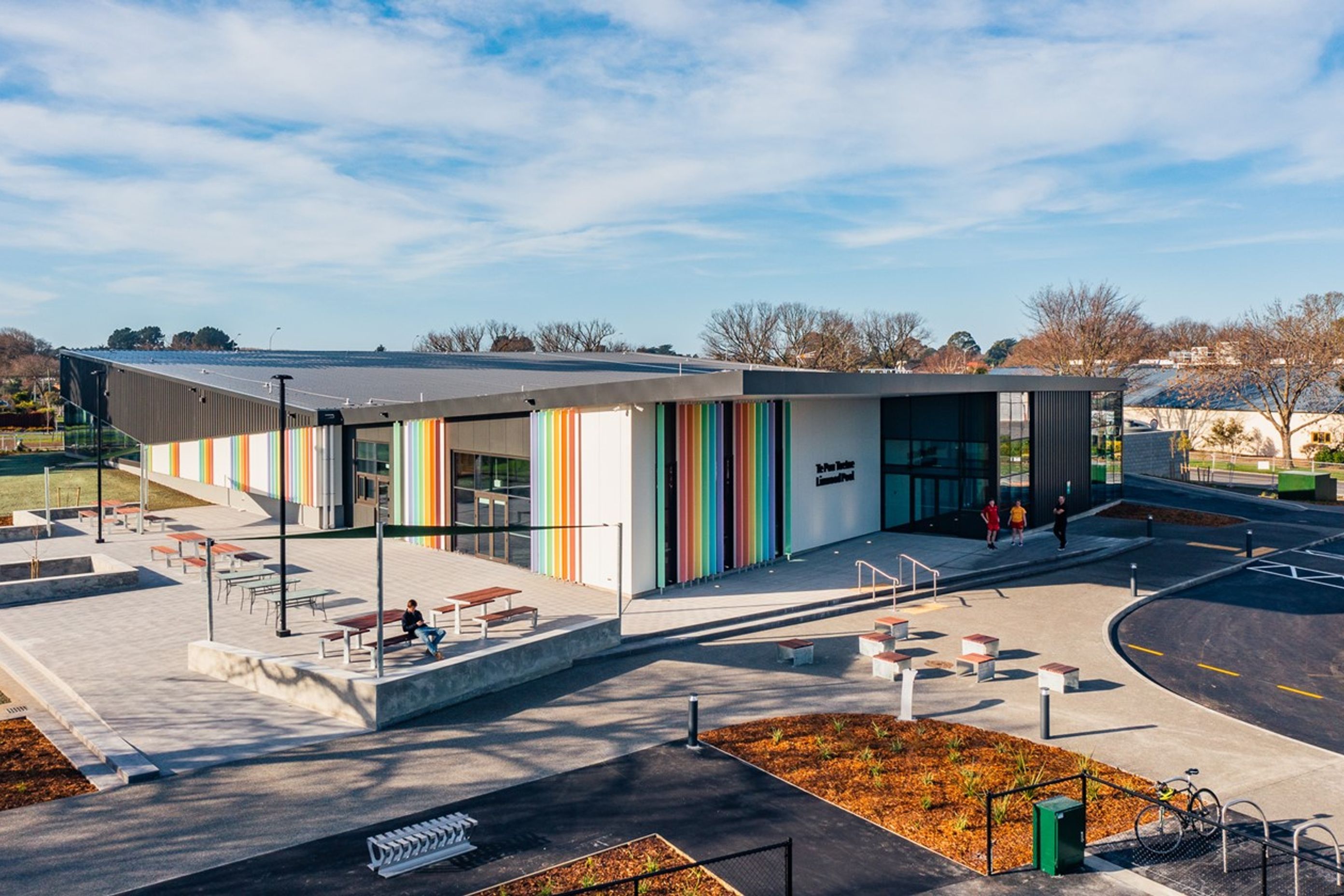 Te Pou Toetoe: Linwood Pool