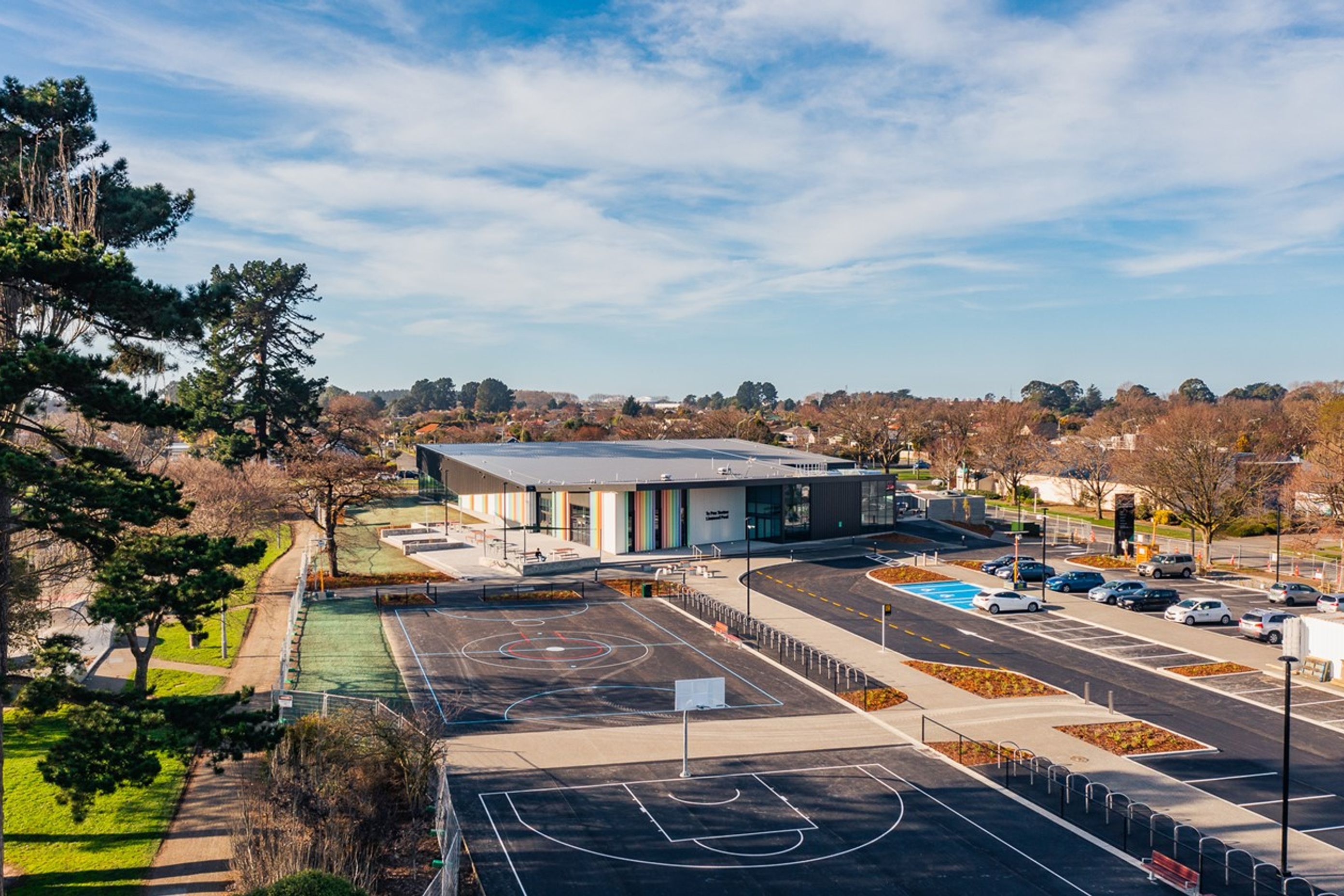 Te Pou Toetoe: Linwood Pool