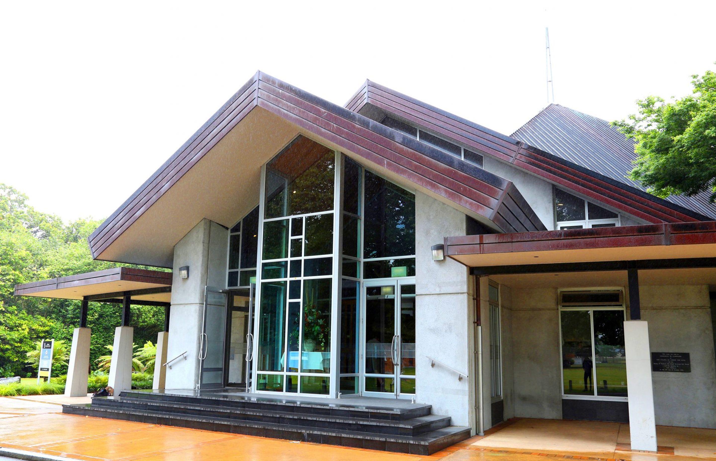 St Paul’s Collegiate Chapel