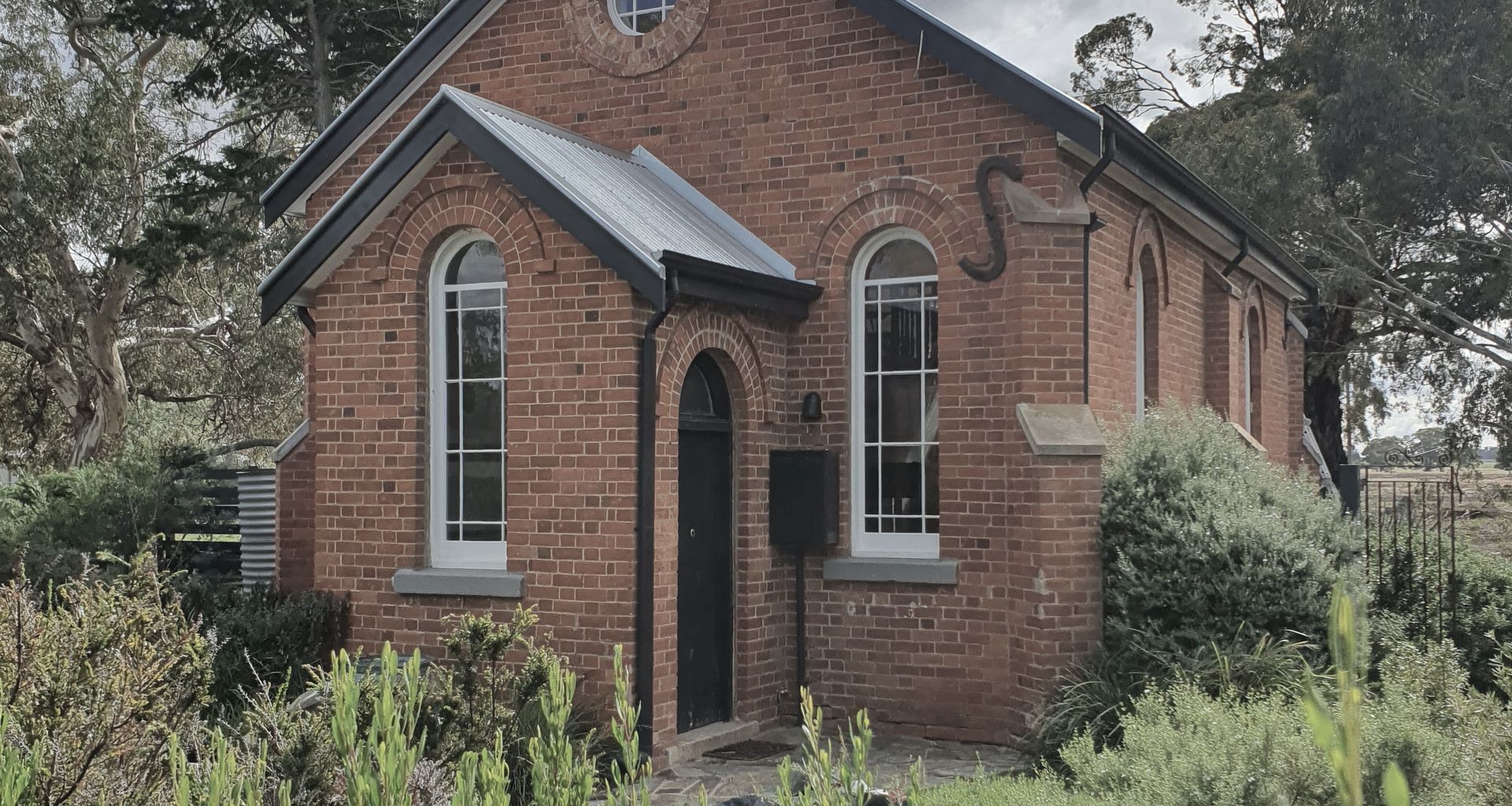Baringhup Church banner