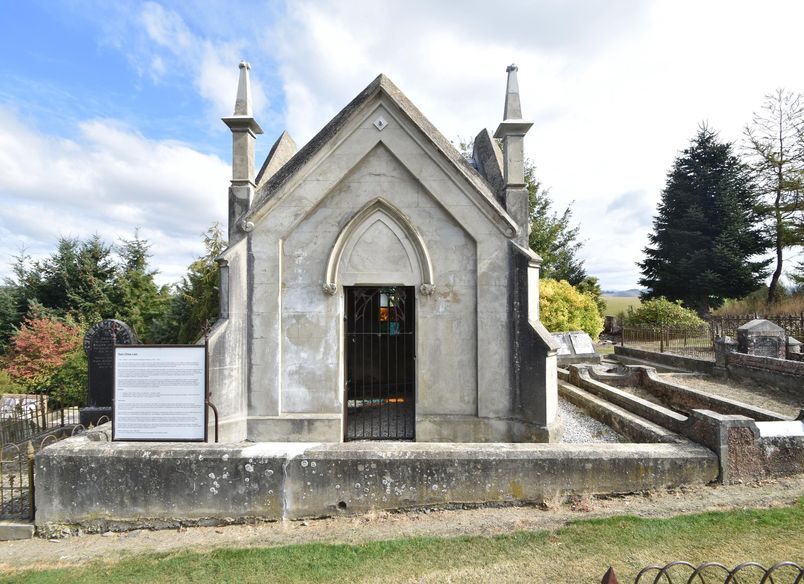 Sam Chew Lain's Tomb