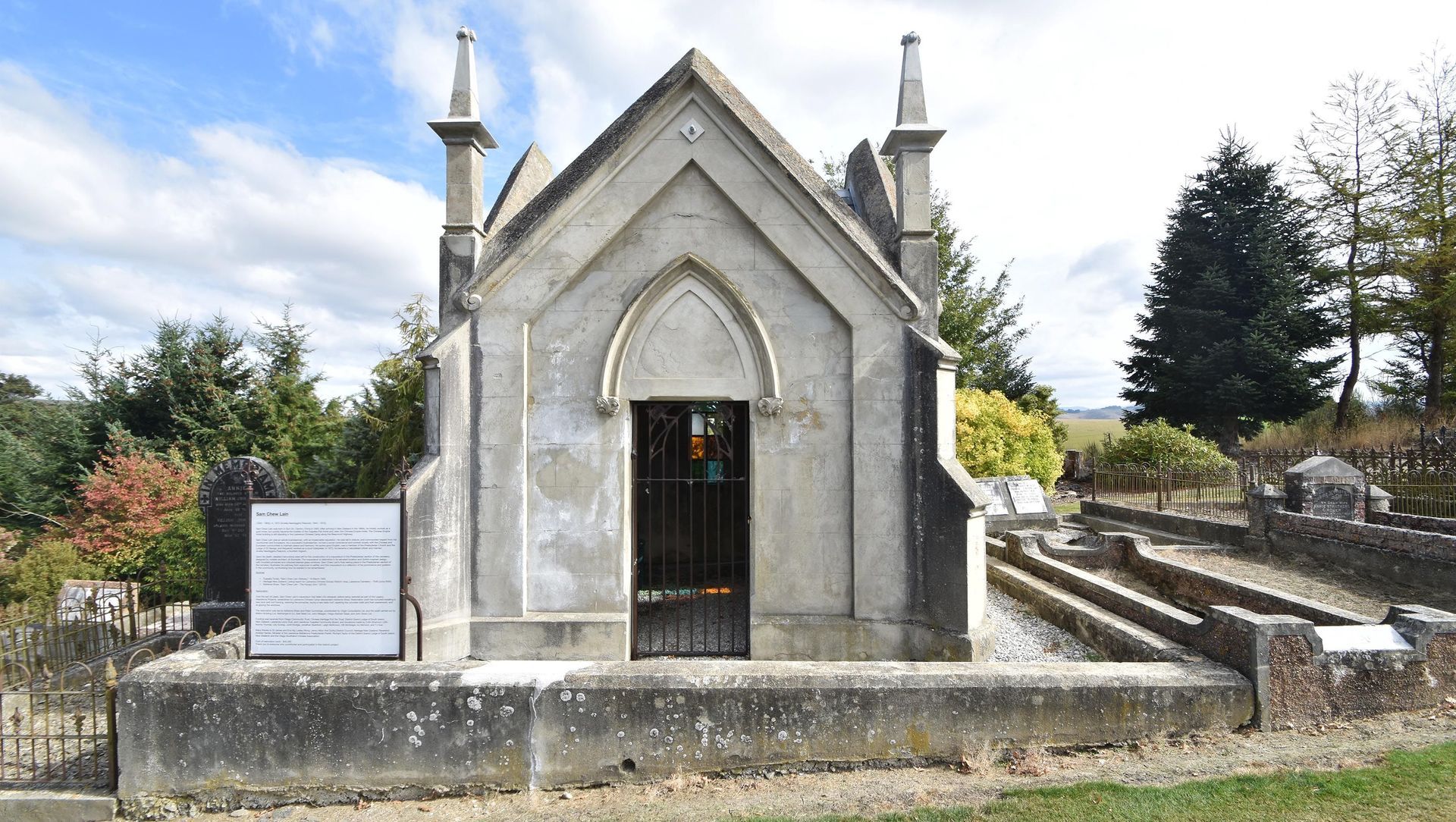Sam Chew Lain's Tomb banner