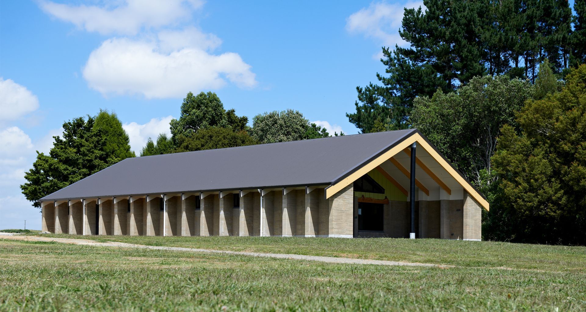 Tapapa Marae banner