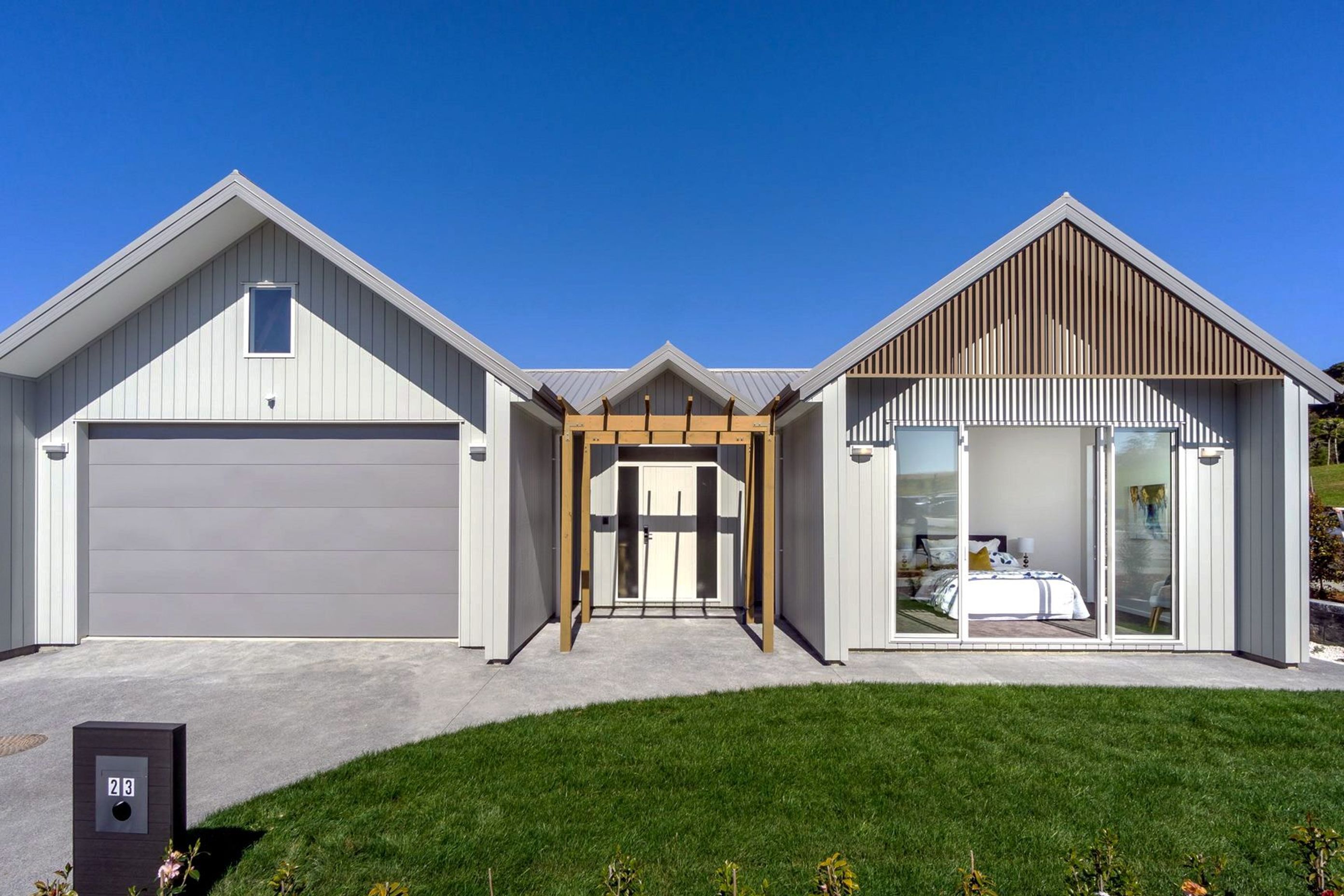 TWIN HOUSE