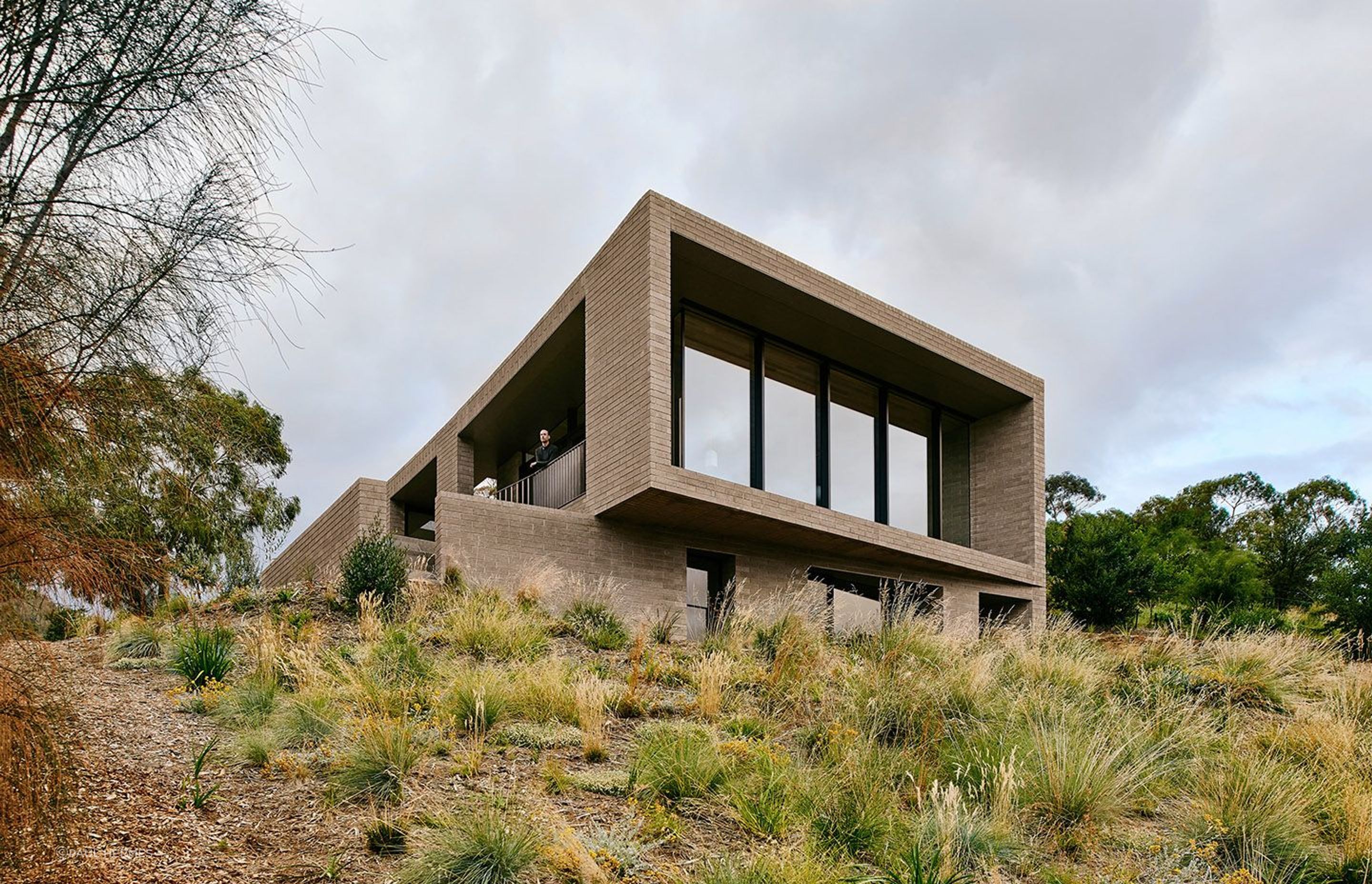 HOUSE AT OTAGO BAY