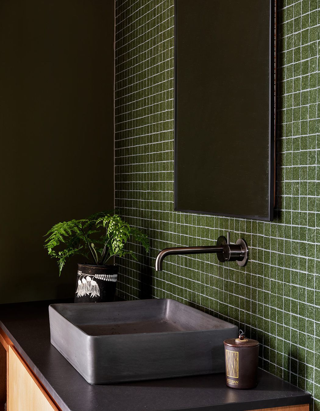 Hobson Bay Residence