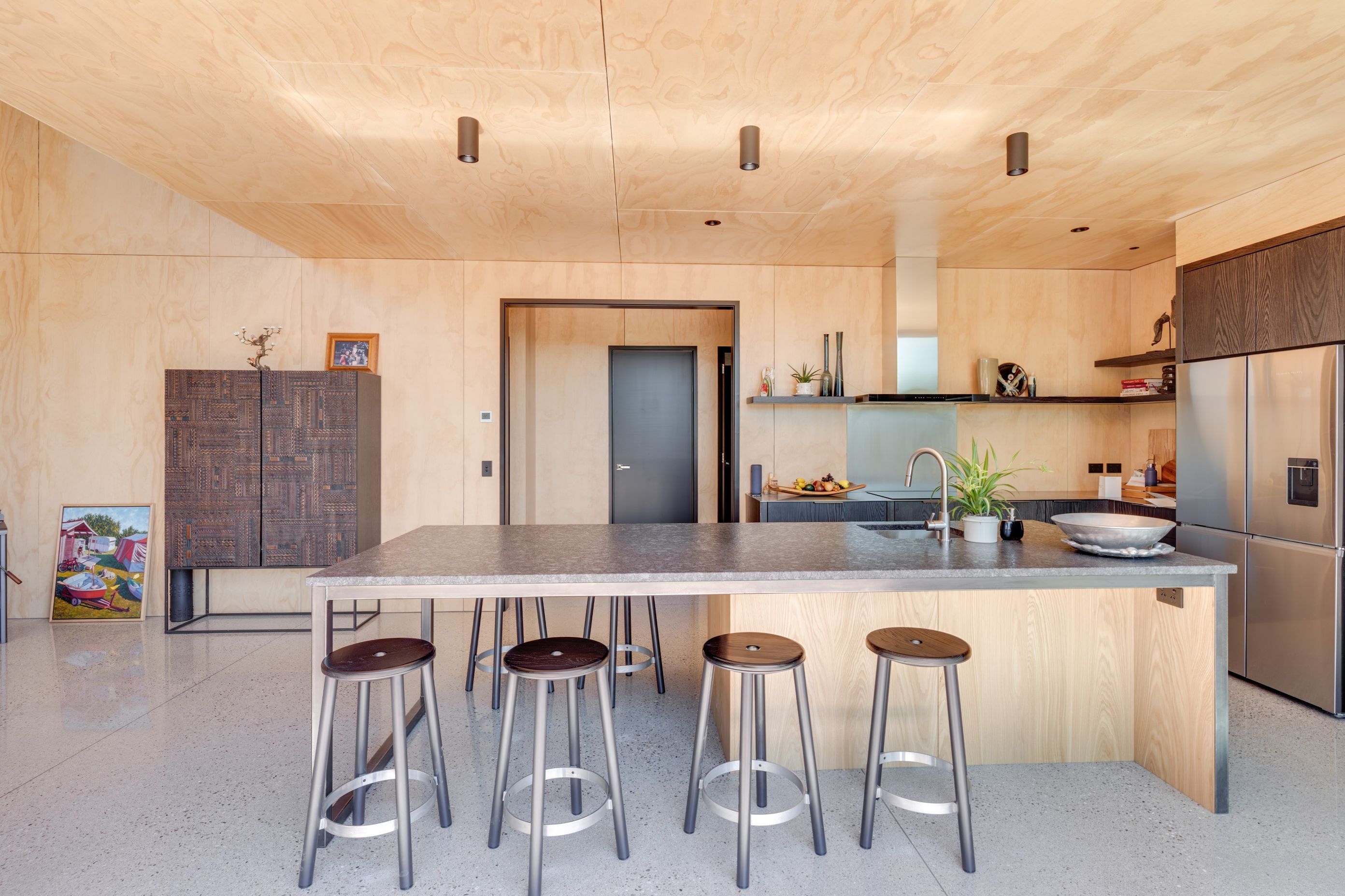900-Aubrey-RdInterior-10-Custom.jpg