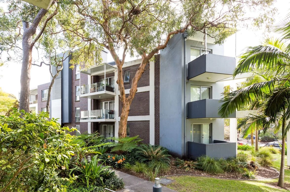 Auburn Street Apartments