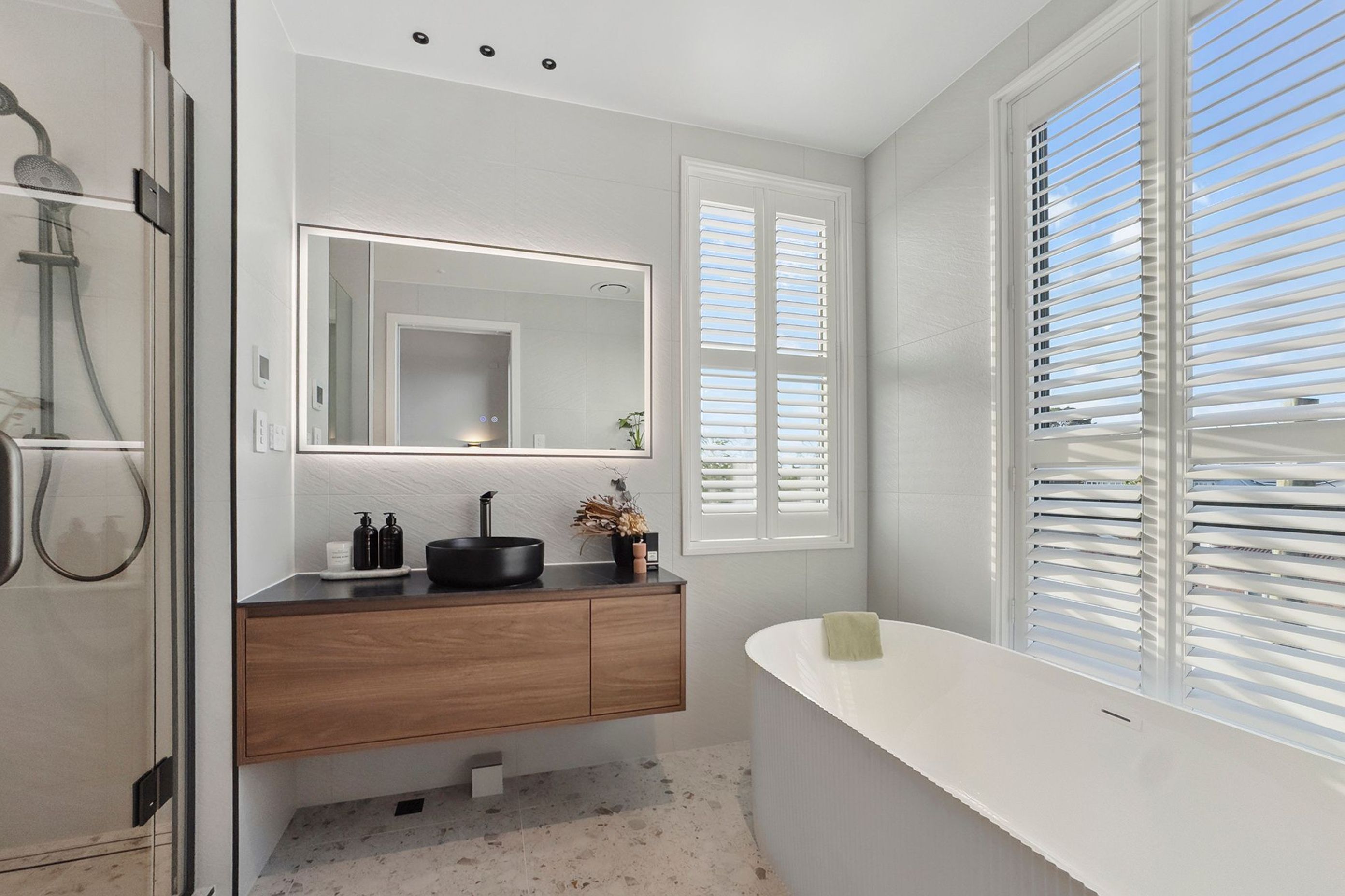 Bathroom-2-v4.jpg