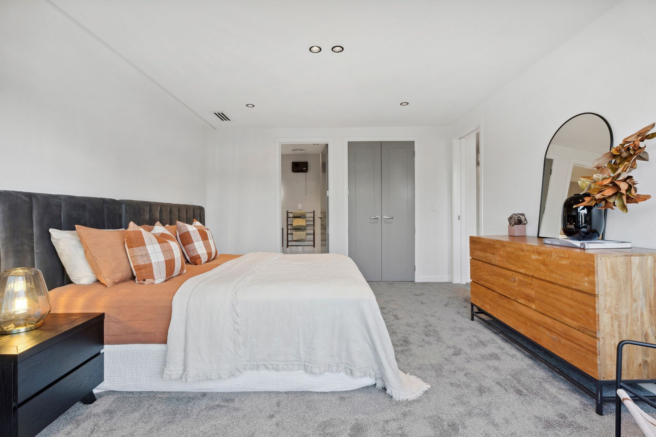 Bedroom-5.jpg