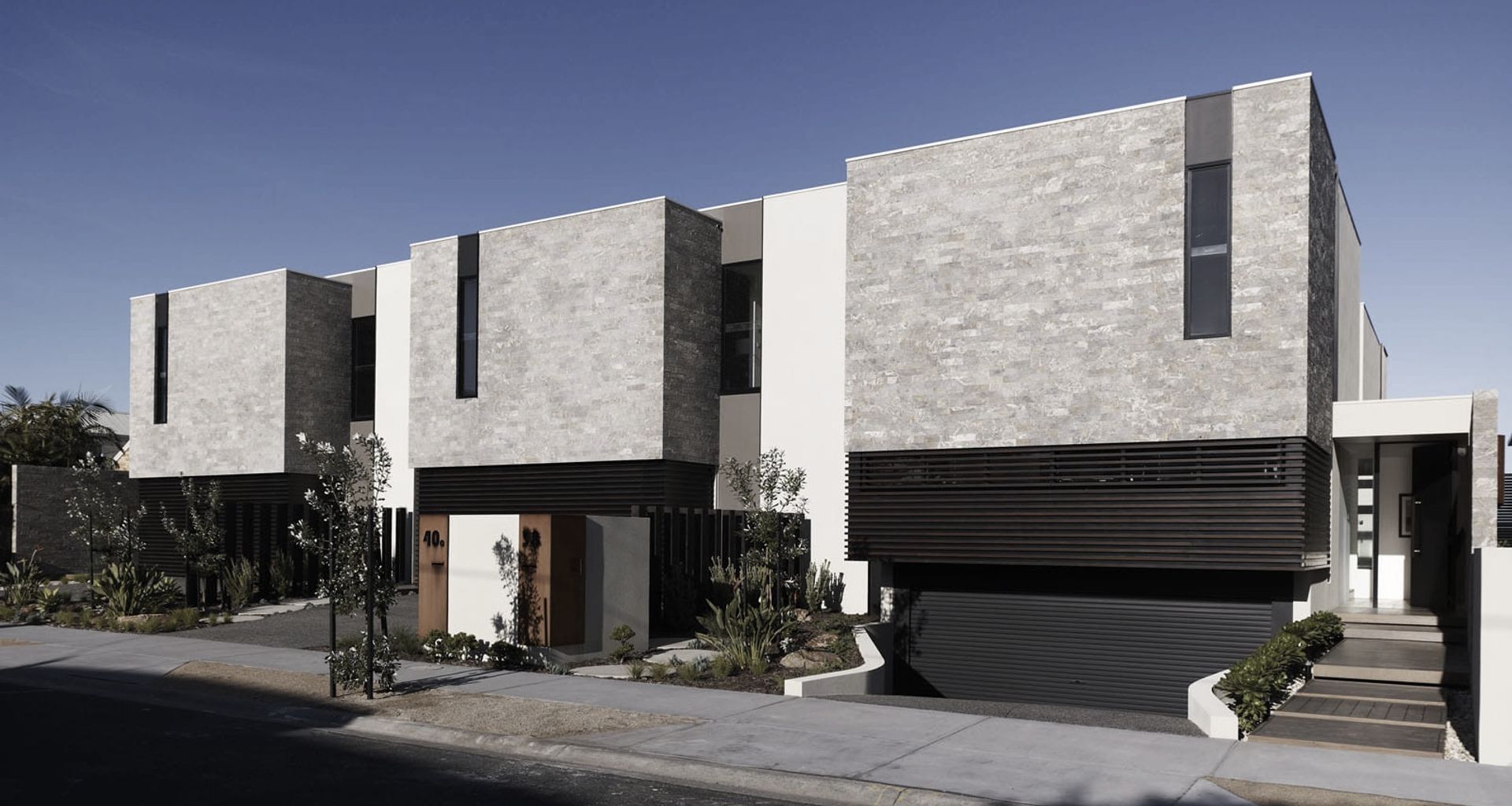Aspendale Beachfront Townhouses banner
