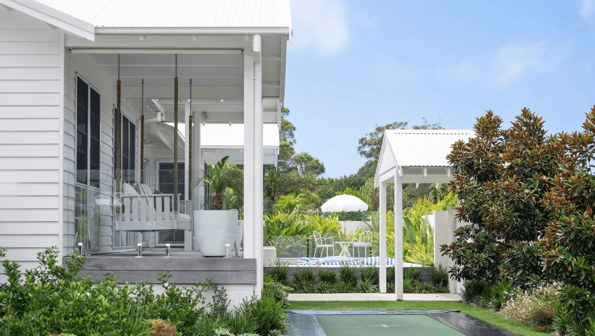 Coastal Hamptons Garden banner