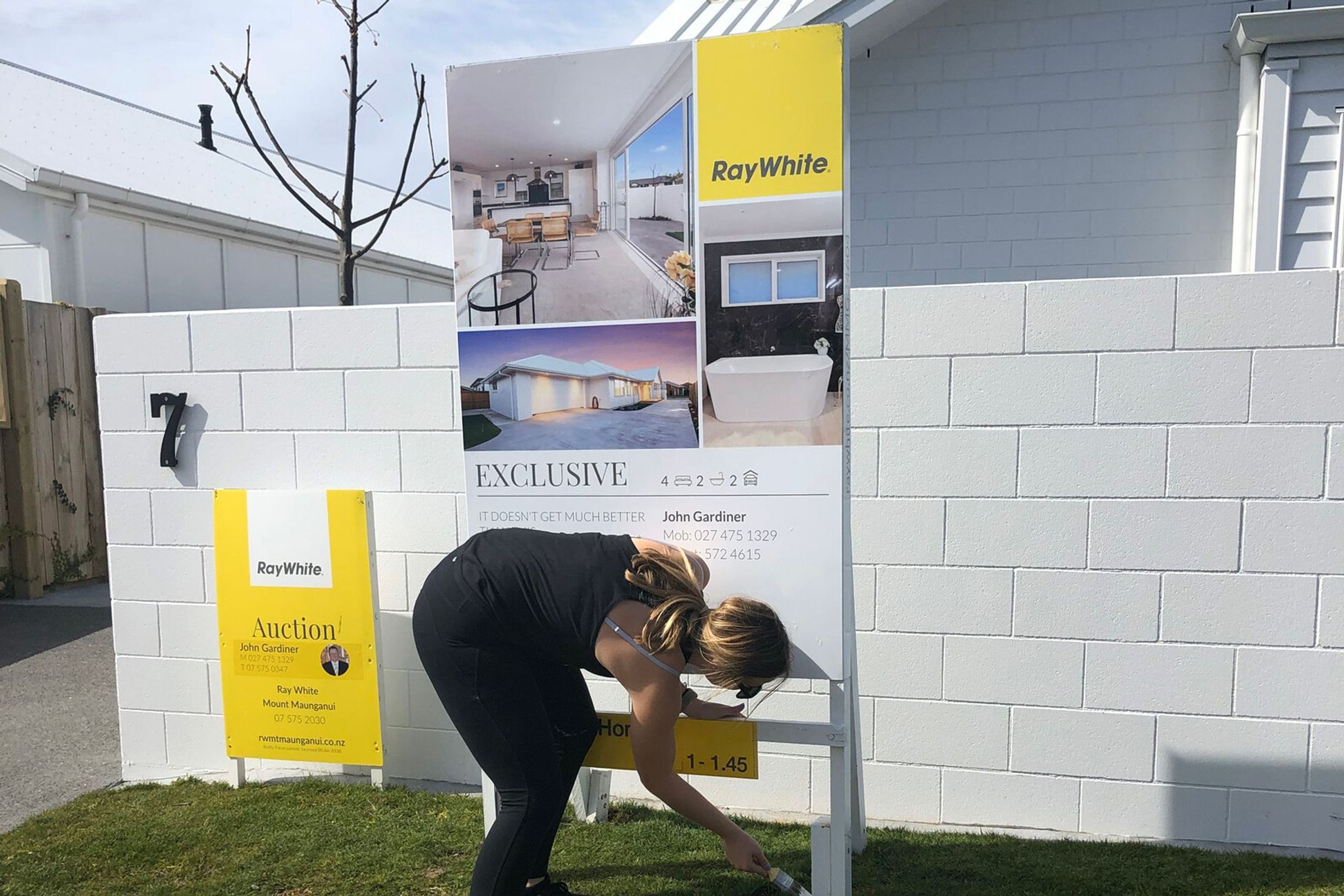 Signboards-Services02.jpg