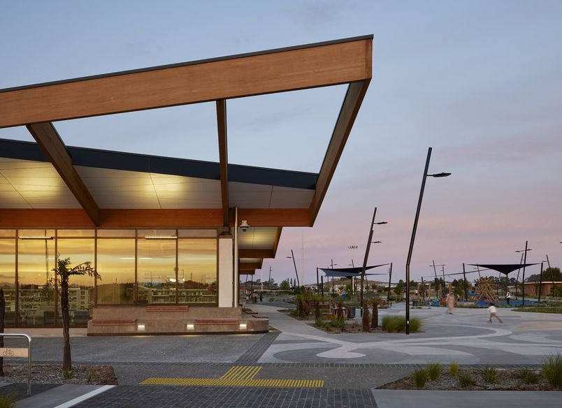 Te Kete Aronui Rototuna Library