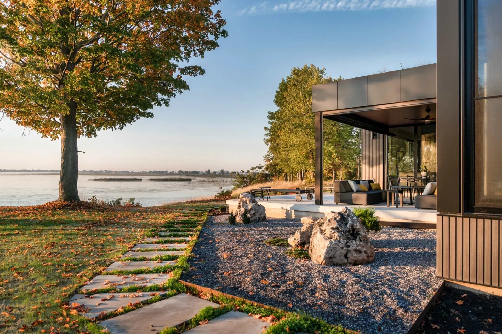 smpl-Design-Studio-67-Front-Road-Port-Rowan-Smaller-Files-16.webp