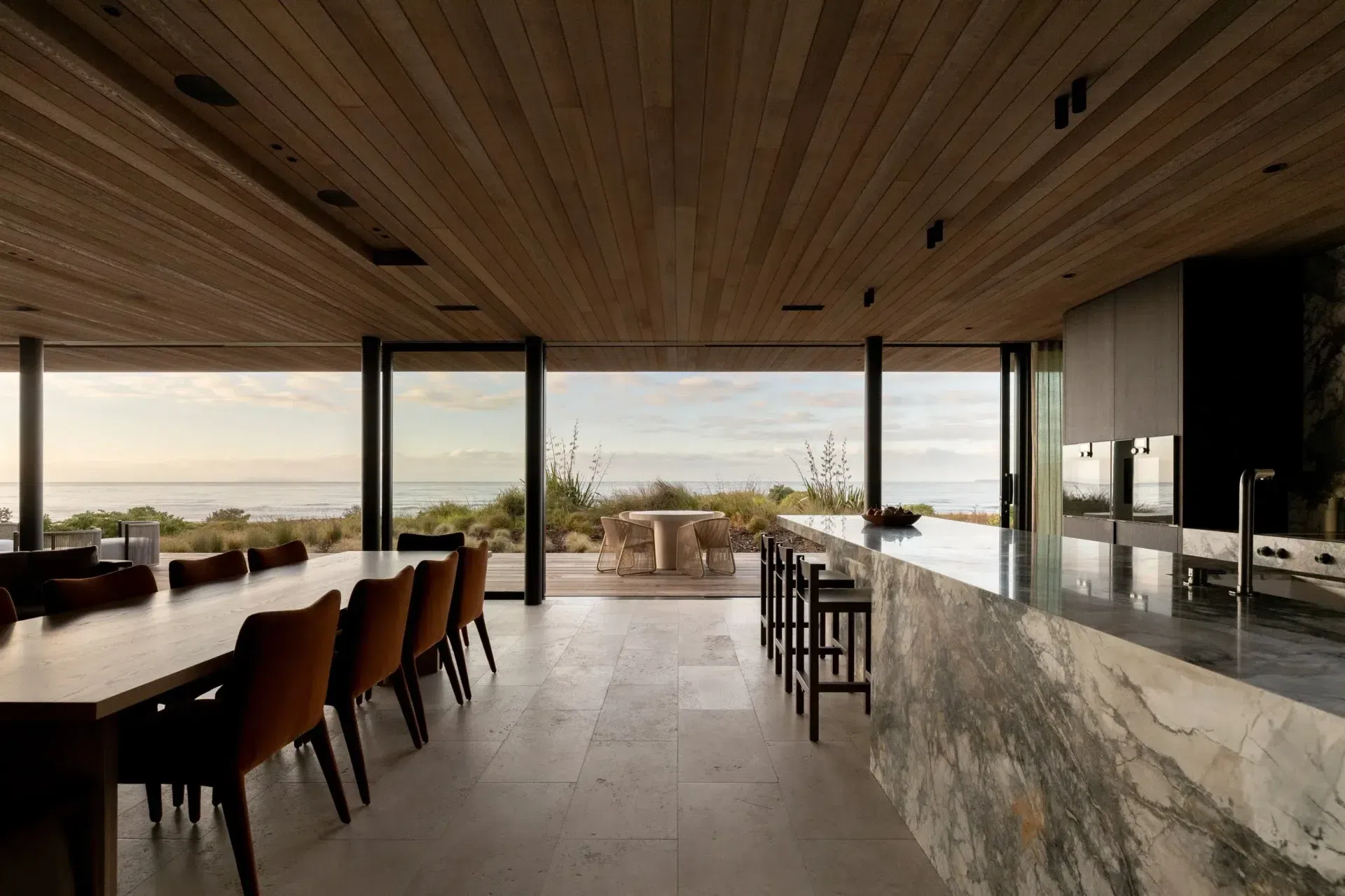 the-retreat-papamoa-kitchen-10.webp