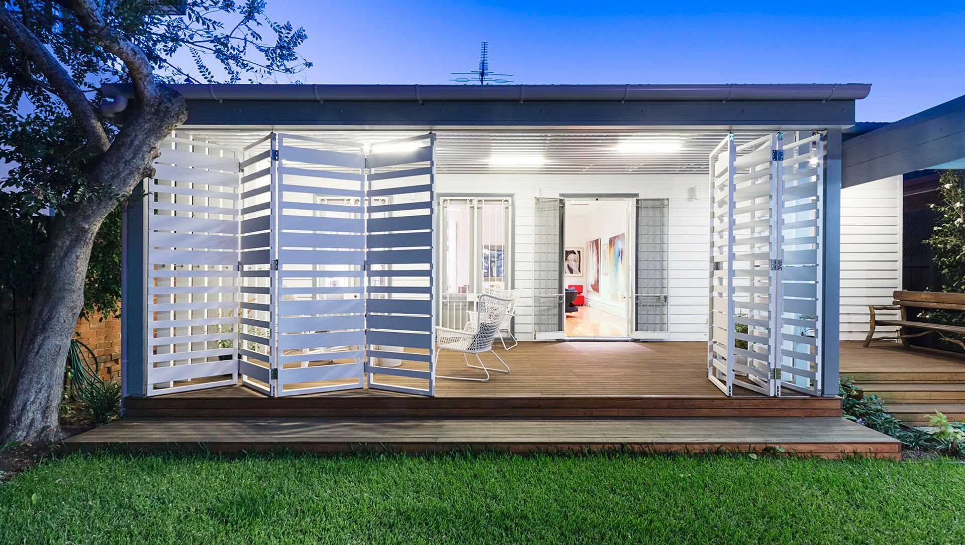 White Delight banner