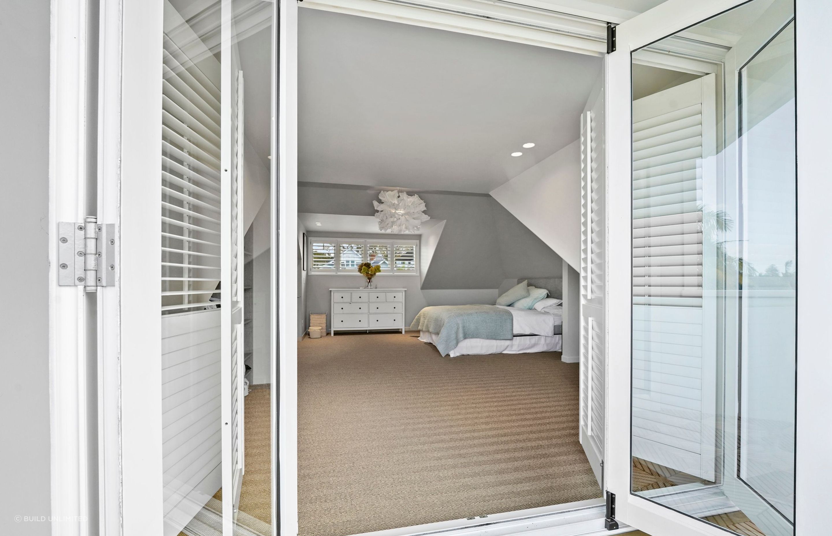 029Open2viewID537450-76BrightonRoad.jpg