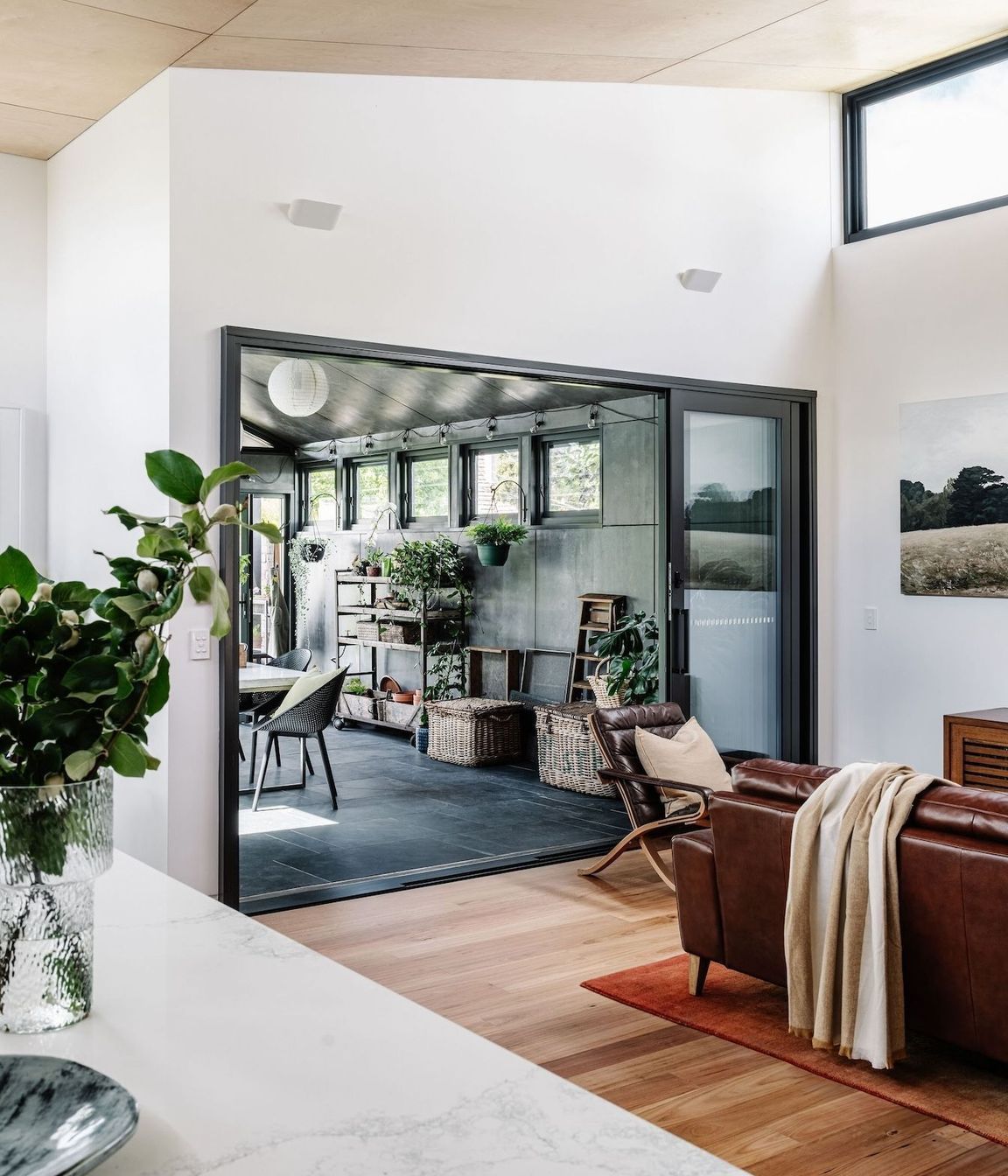 04-envirotecture-greenhousegrove-renovation-victoria-livingroom.jpg