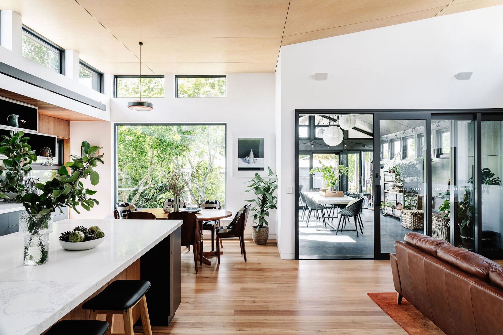 09-envirotecture-greenhousegrove-renovation-victoria-kitchen-2.jpg