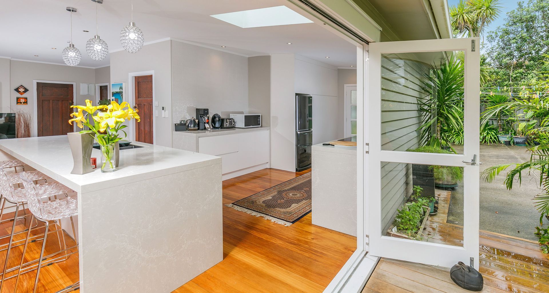 "From Dark to Delight: How an Extension Transforms a Dim Space into a Light-Filled Haven" banner