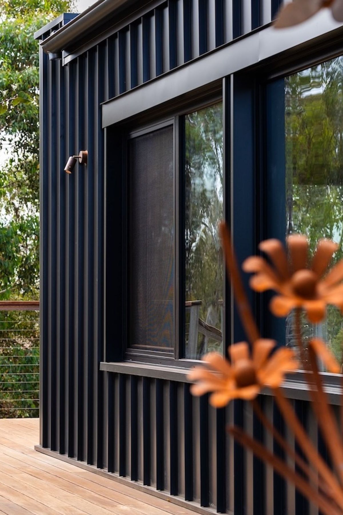 10-envirotecture-livinglightlyhaus-renovation-newsouthwales-external-2.jpg