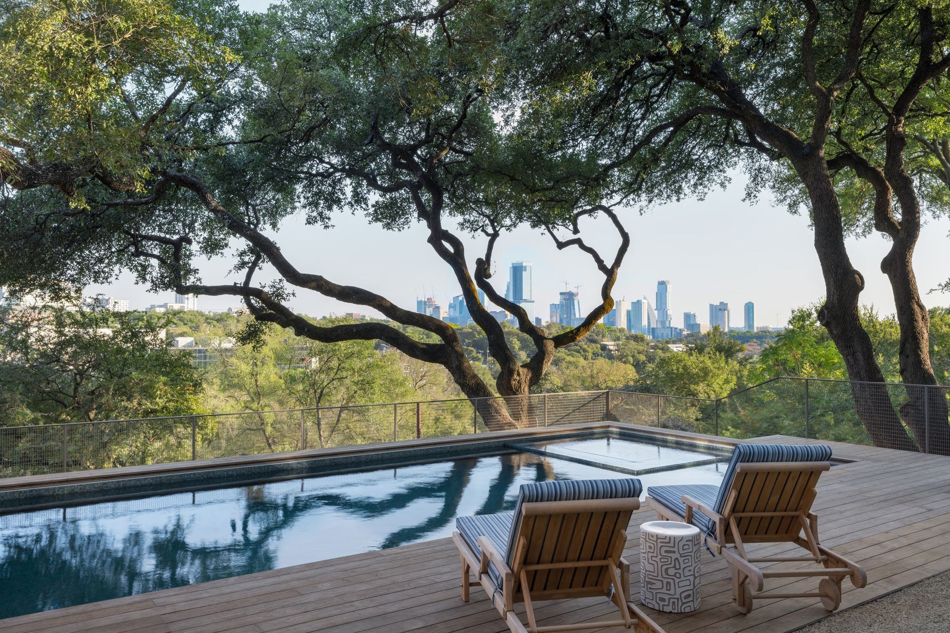 14Pemberton-HeightsCuppett-Kilpatrick-Architecture-and-Interior-Designelevated-pool-city-skyline-view-oak-trees-austin-tx-v3.jpg